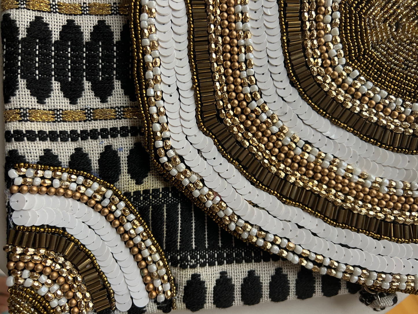 Market item - Cream/black beaded embroidered purse