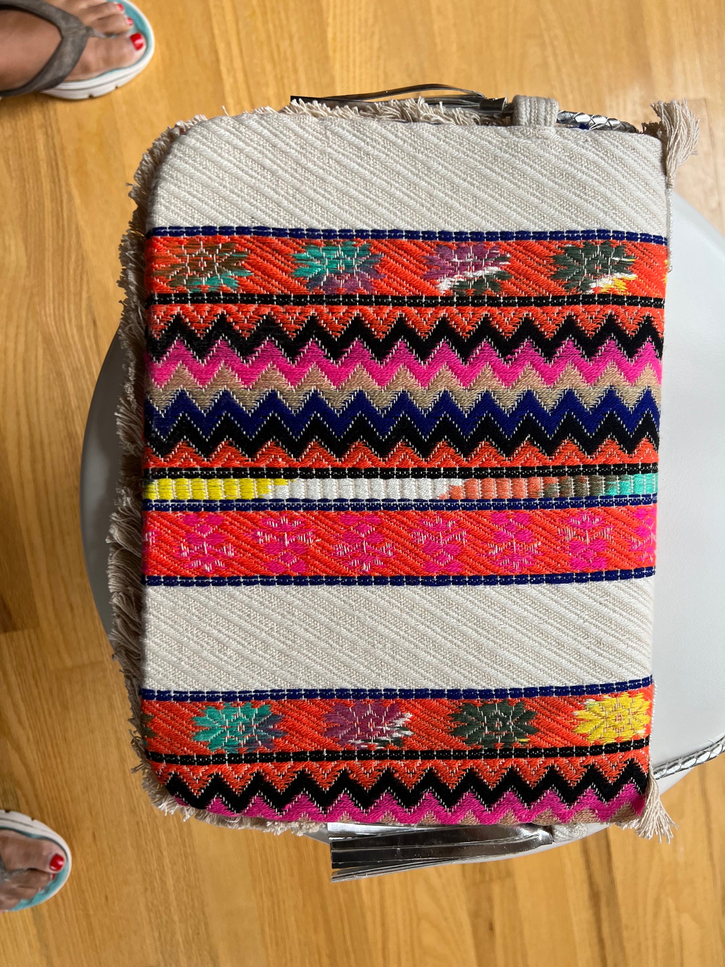 Market item - Cream/silver beaded embroidered purse